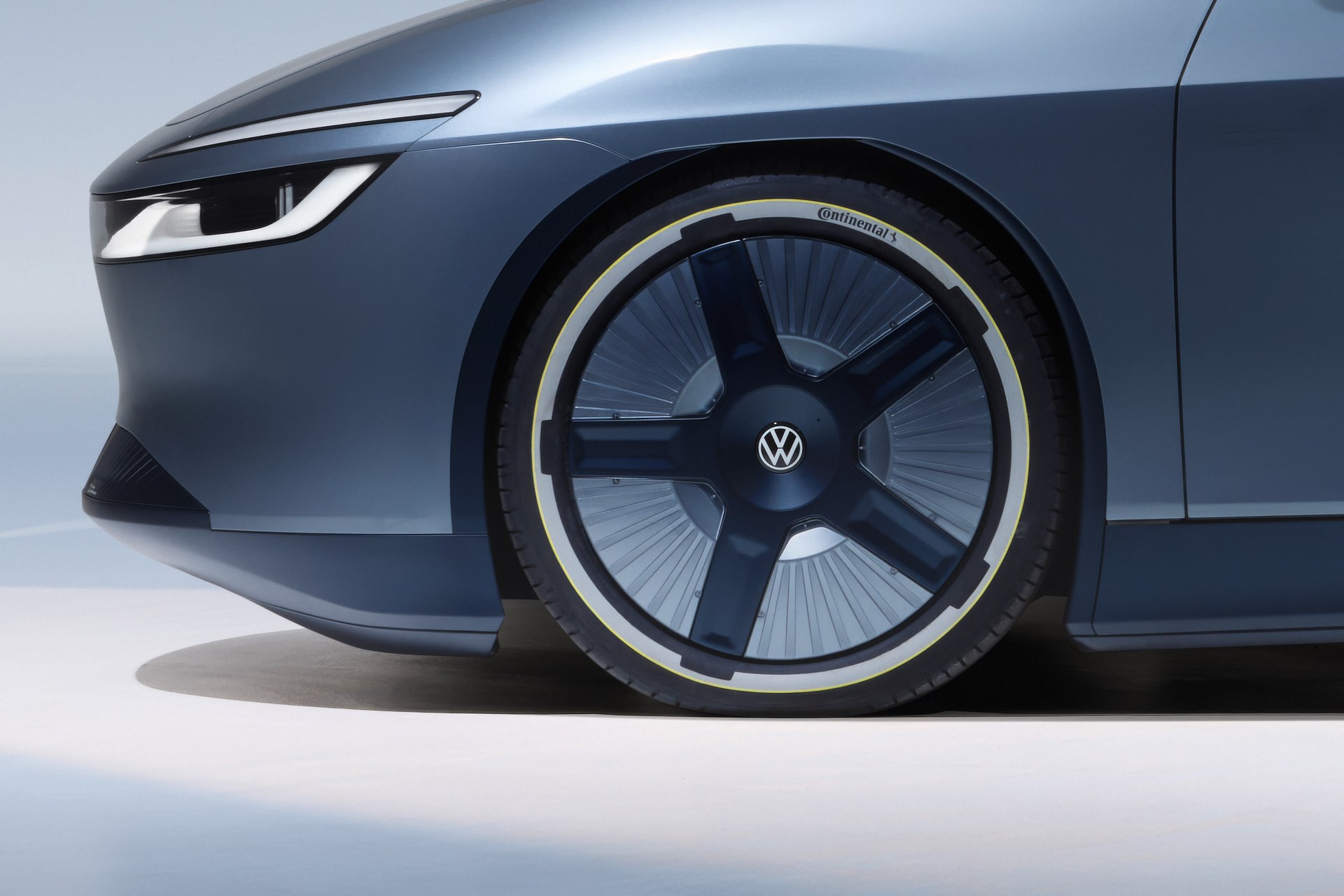 Side view of Volkswagen ID. Mission concept vehicle fitted with Continental efficiency tyres